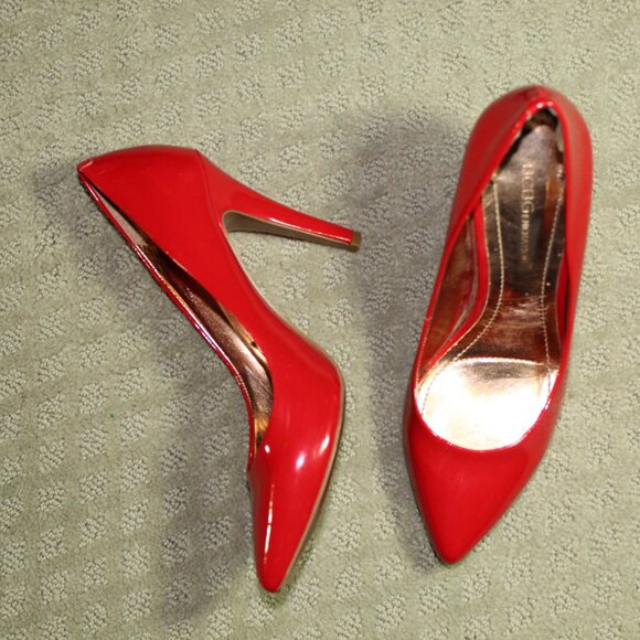 BCBGeneration Cielo Women's Sz 7.5B Red Patent Pointed Toe 4" Heels - Picture 1 of 6
